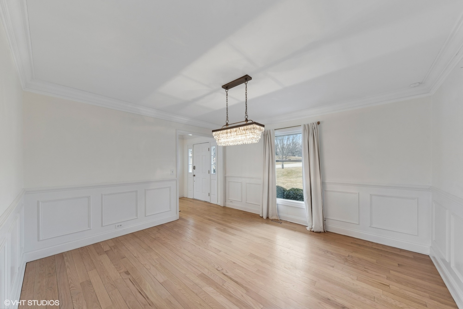 26941 W Fenview Drive