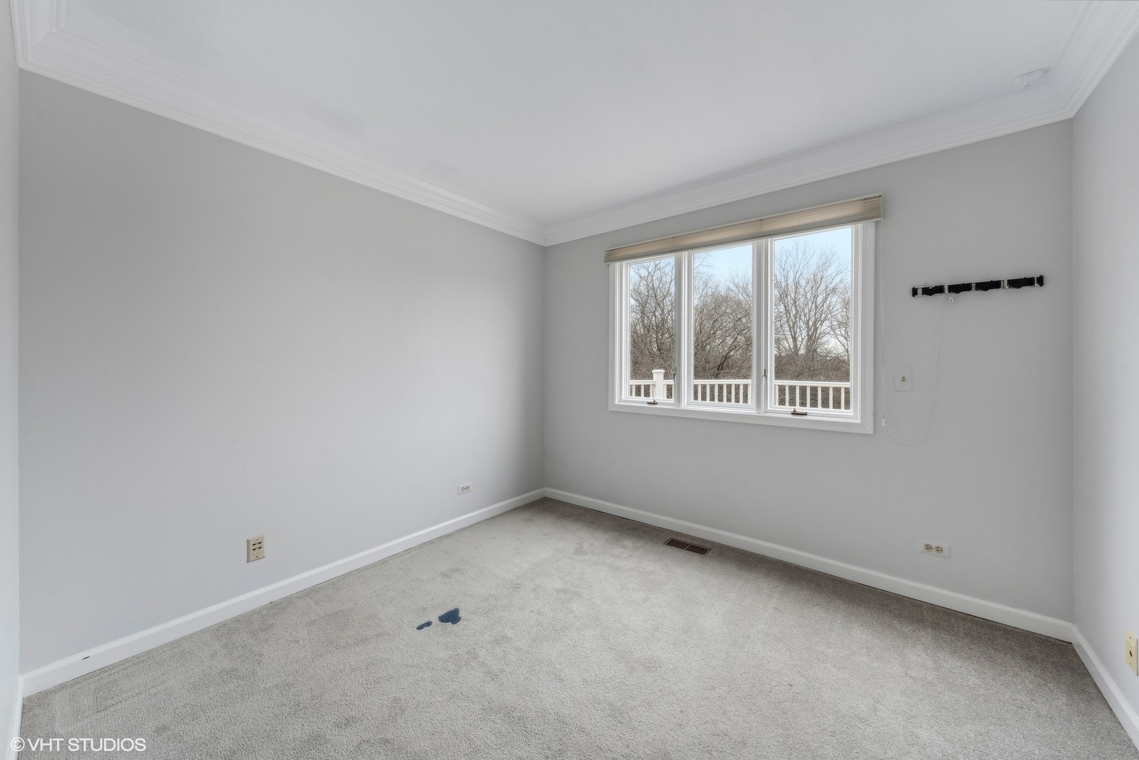 26941 W Fenview Drive