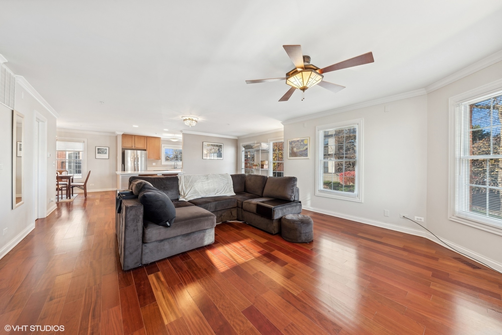 115 E Sigwalt Street Unit: 1A