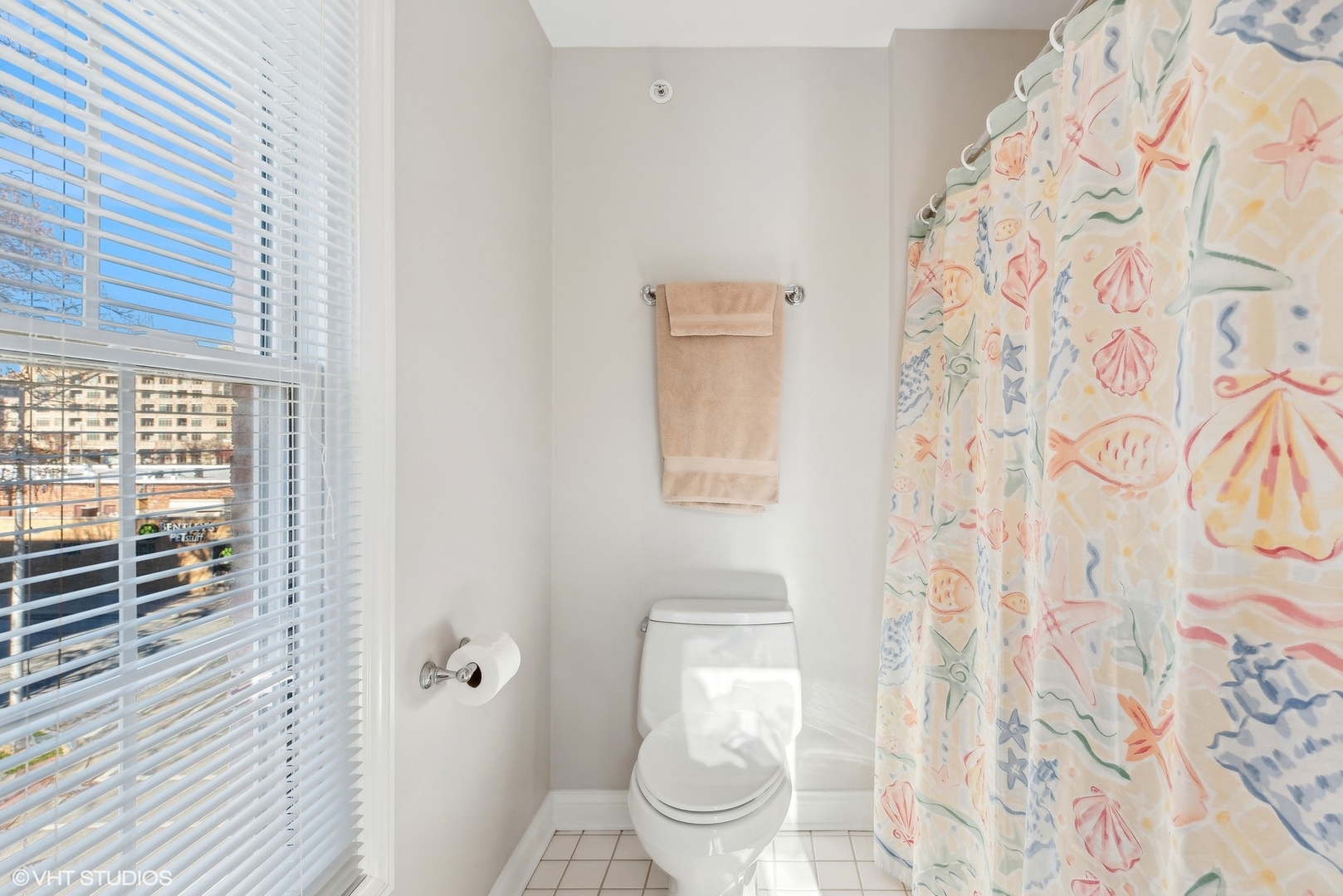 115 E Sigwalt Street Unit: 1A