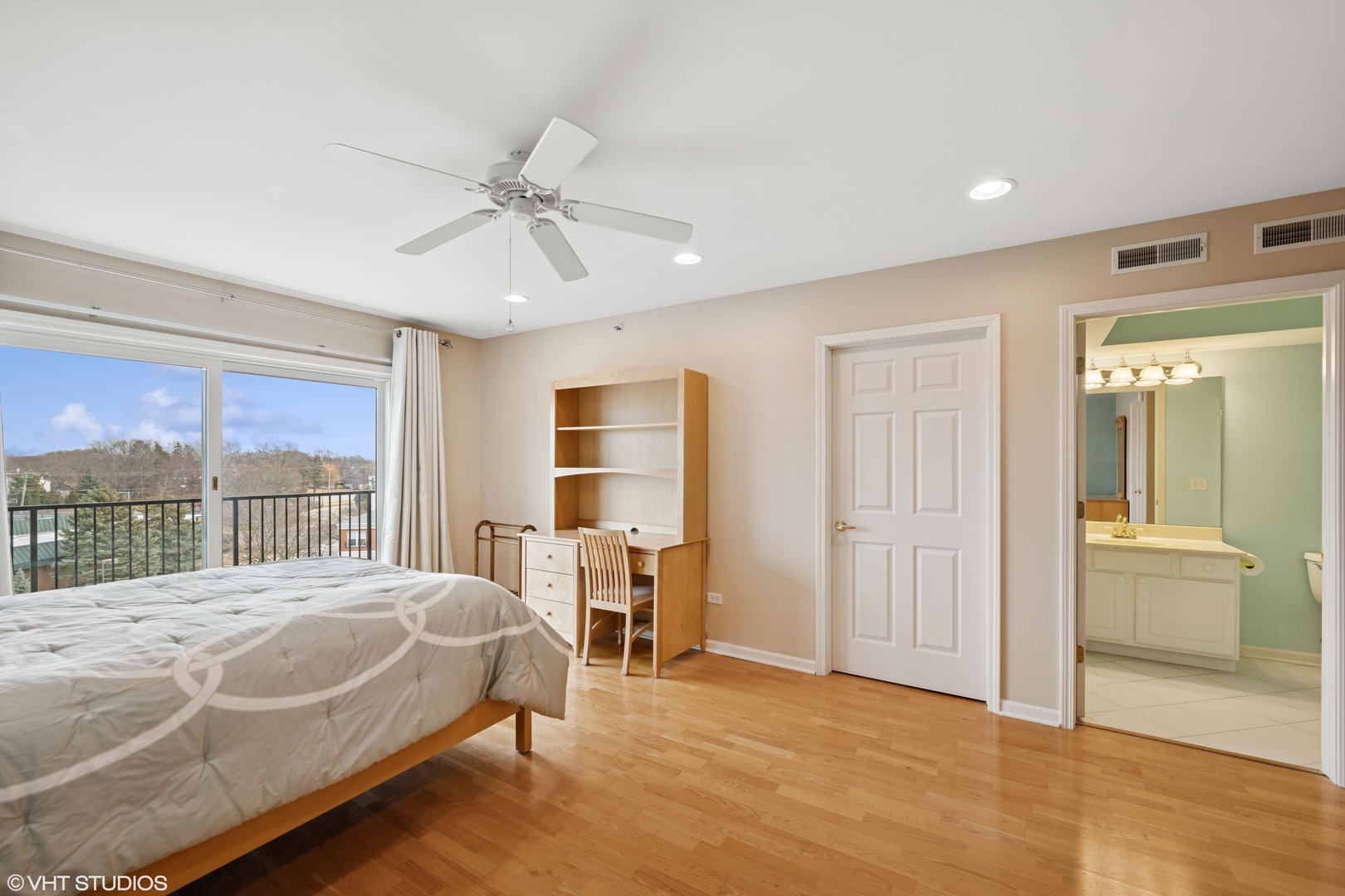 351 Town Place Circle Unit: 508