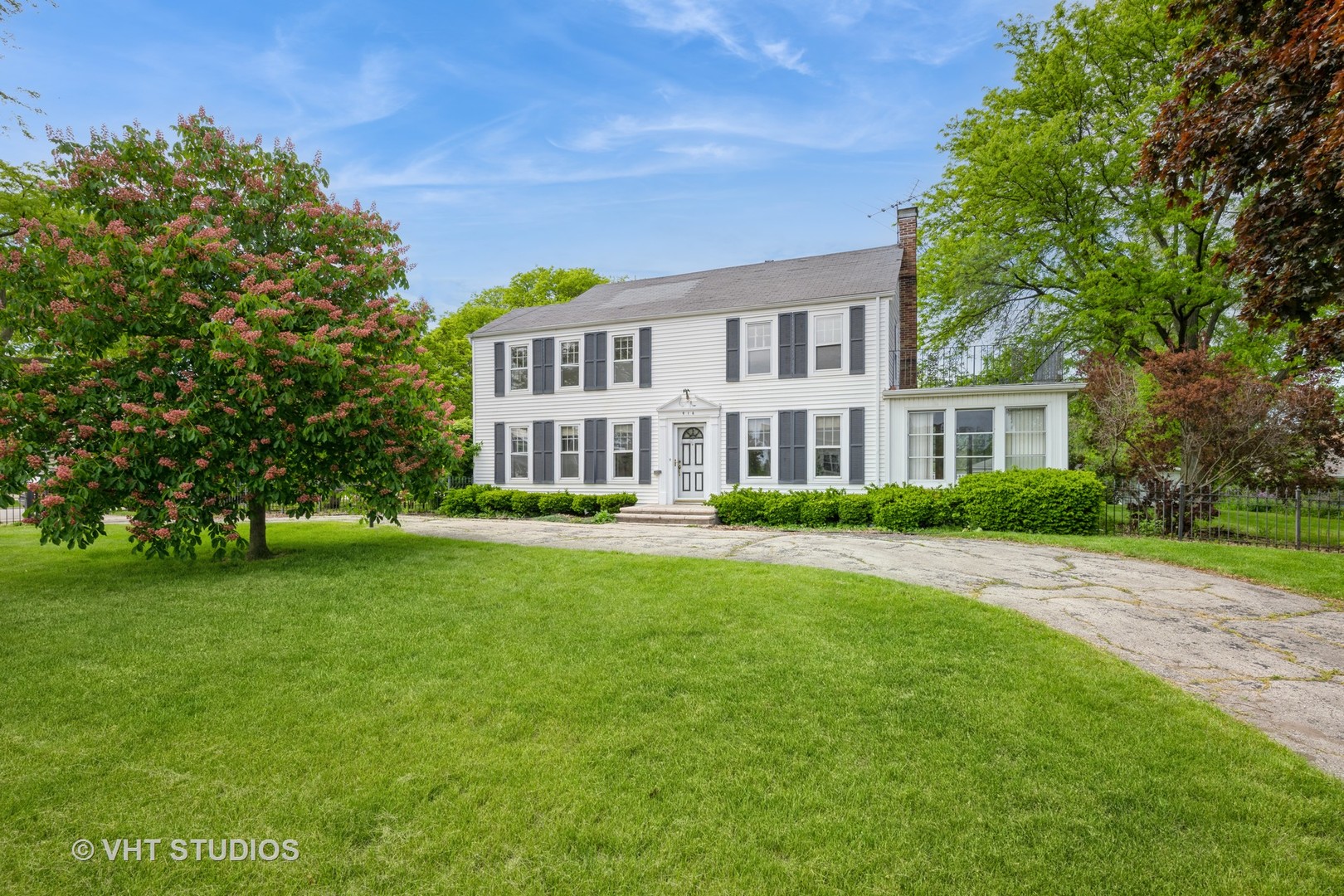 916 W Campbell Street