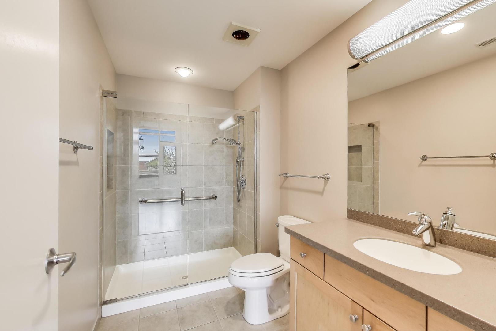 10 S Dunton Avenue Unit: 312