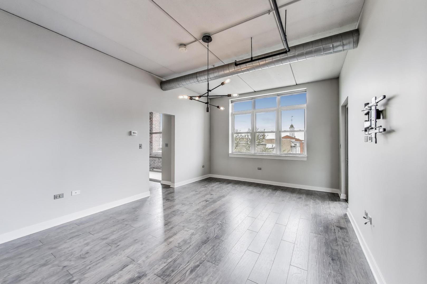 10 S Dunton Avenue Unit: 312