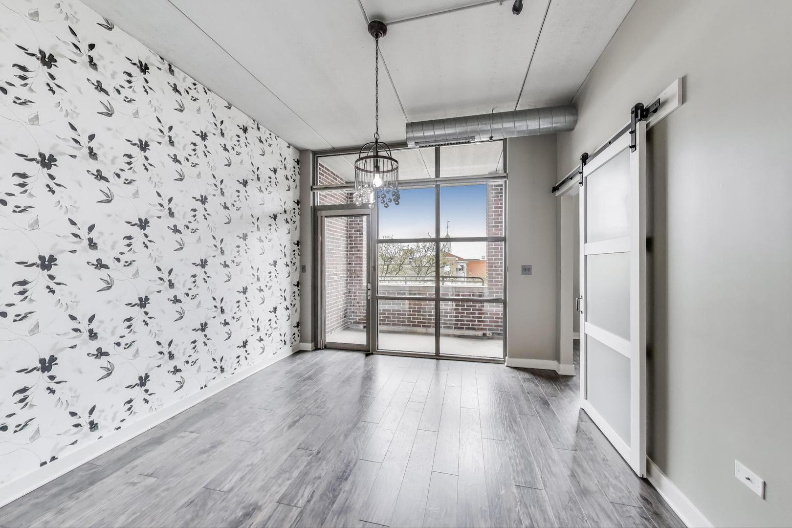 10 S Dunton Avenue Unit: 312