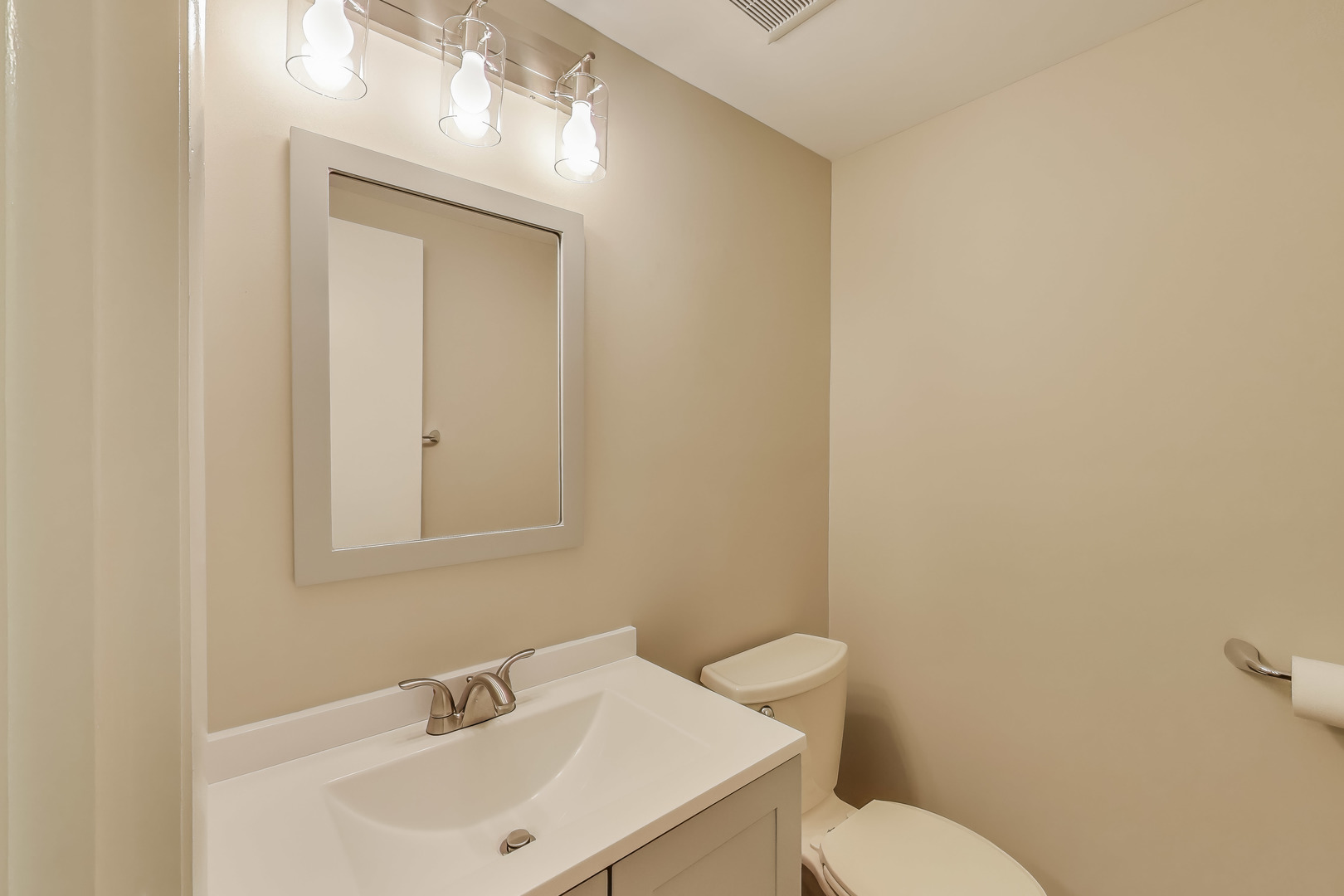 1004 SAINT JAMES Street W