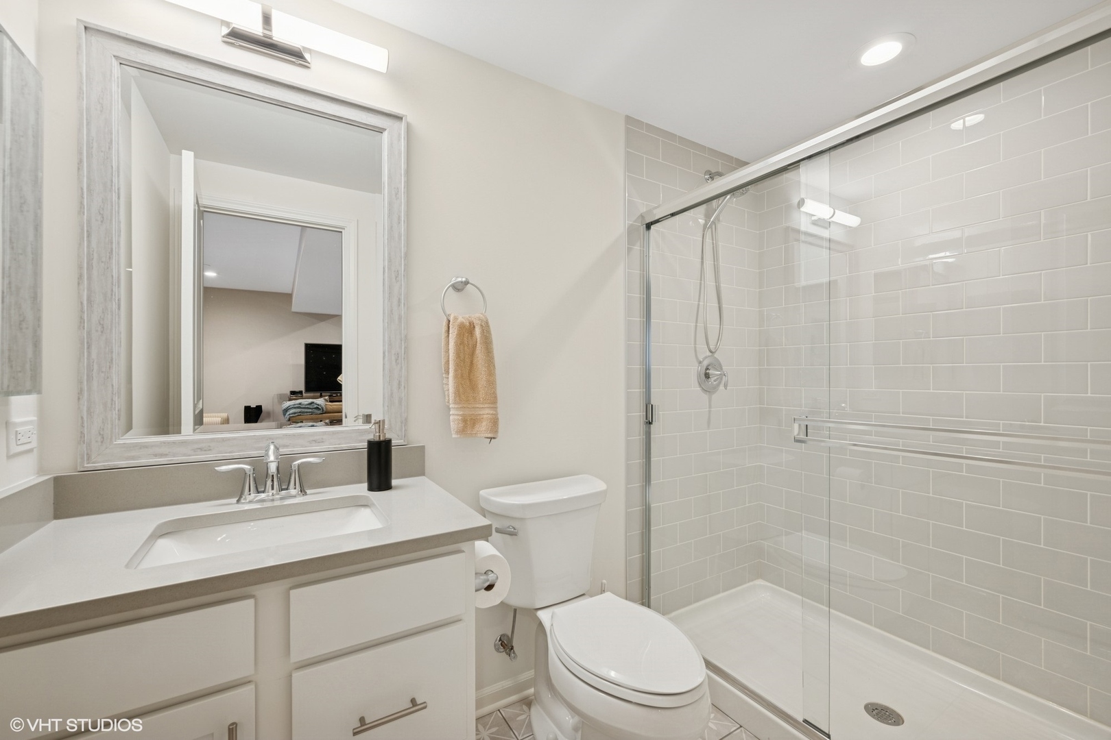 3242 N Heritage Lane