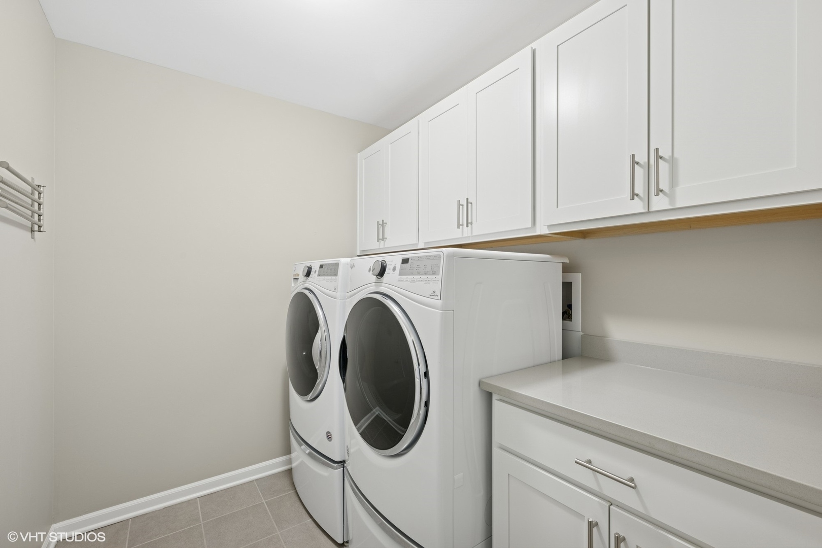 3242 N Heritage Lane