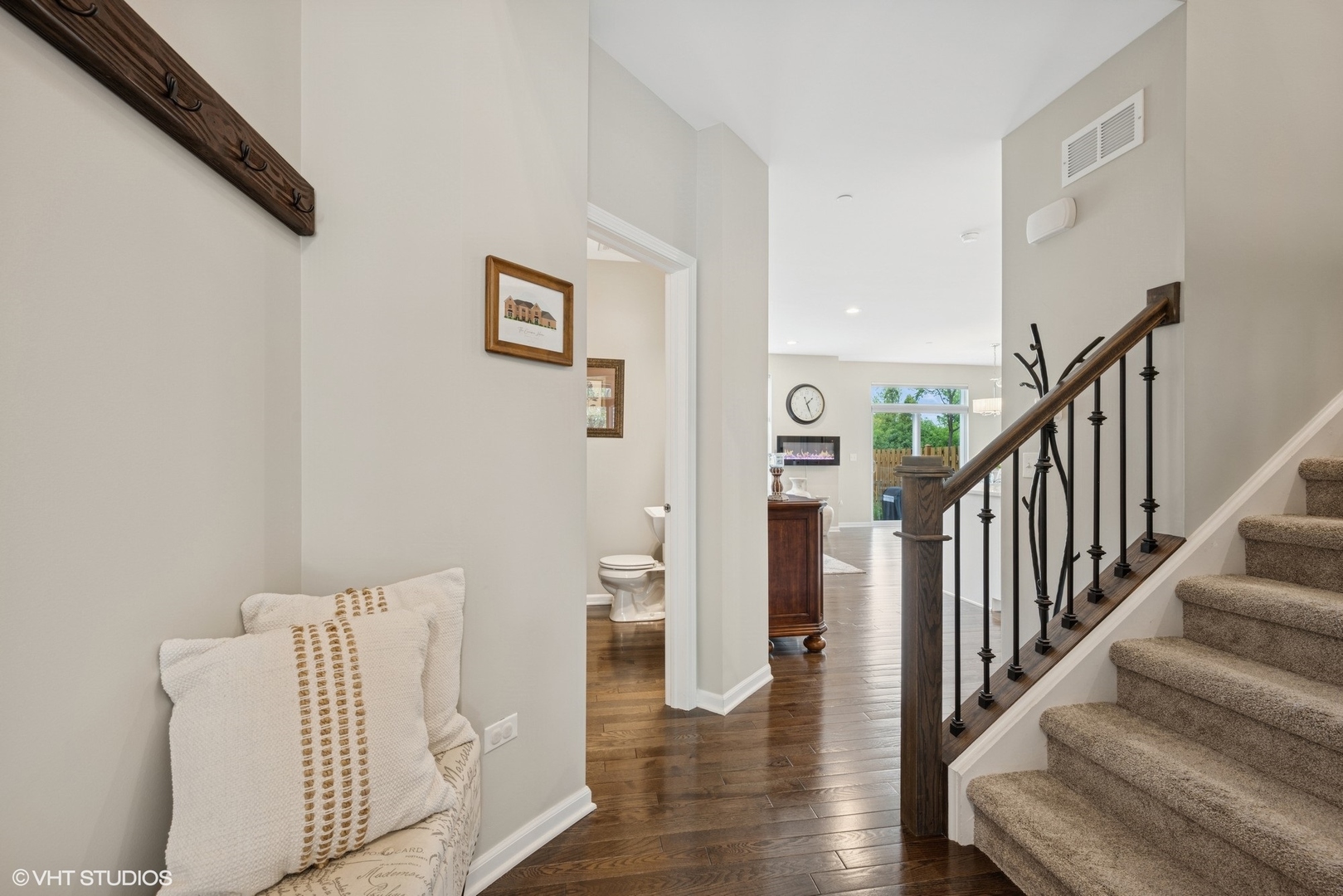 3242 N Heritage Lane