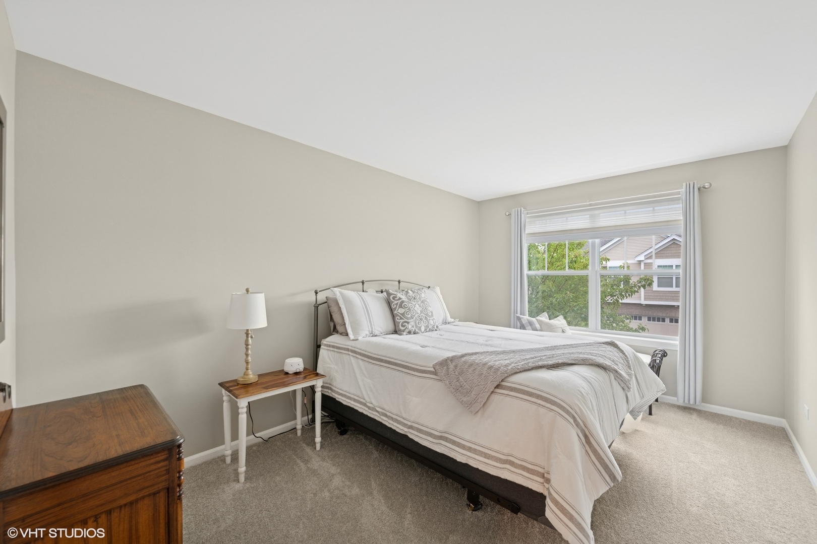 3242 N Heritage Lane