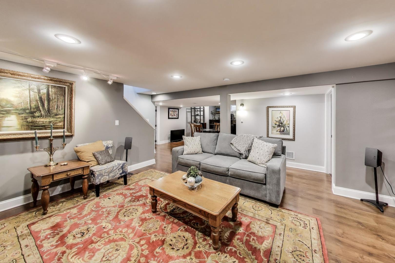 723 S EVERGREEN Avenue