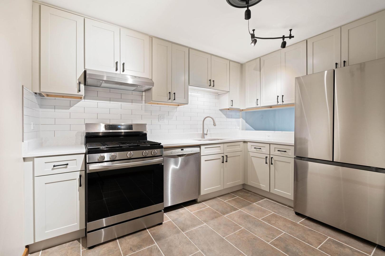 525 S Cleveland Avenue Unit: 105