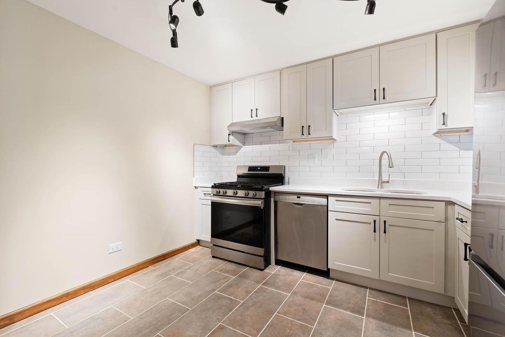 525 S Cleveland Avenue Unit: 105