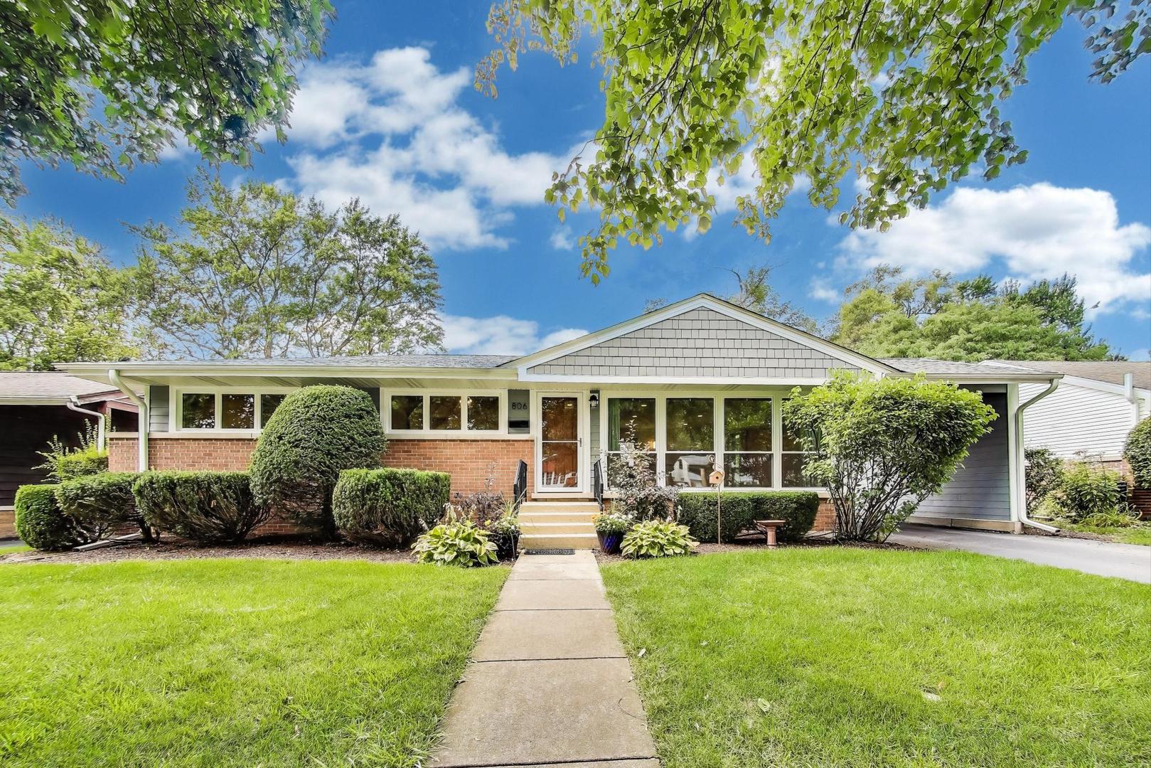 806 N Gibbons Avenue