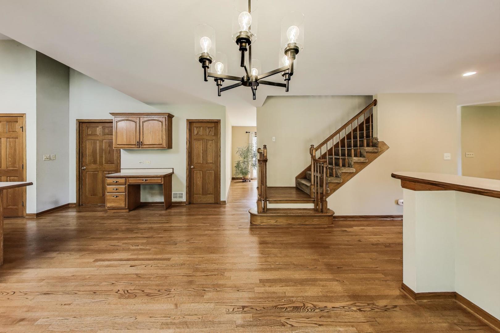 209 N Douglas Avenue