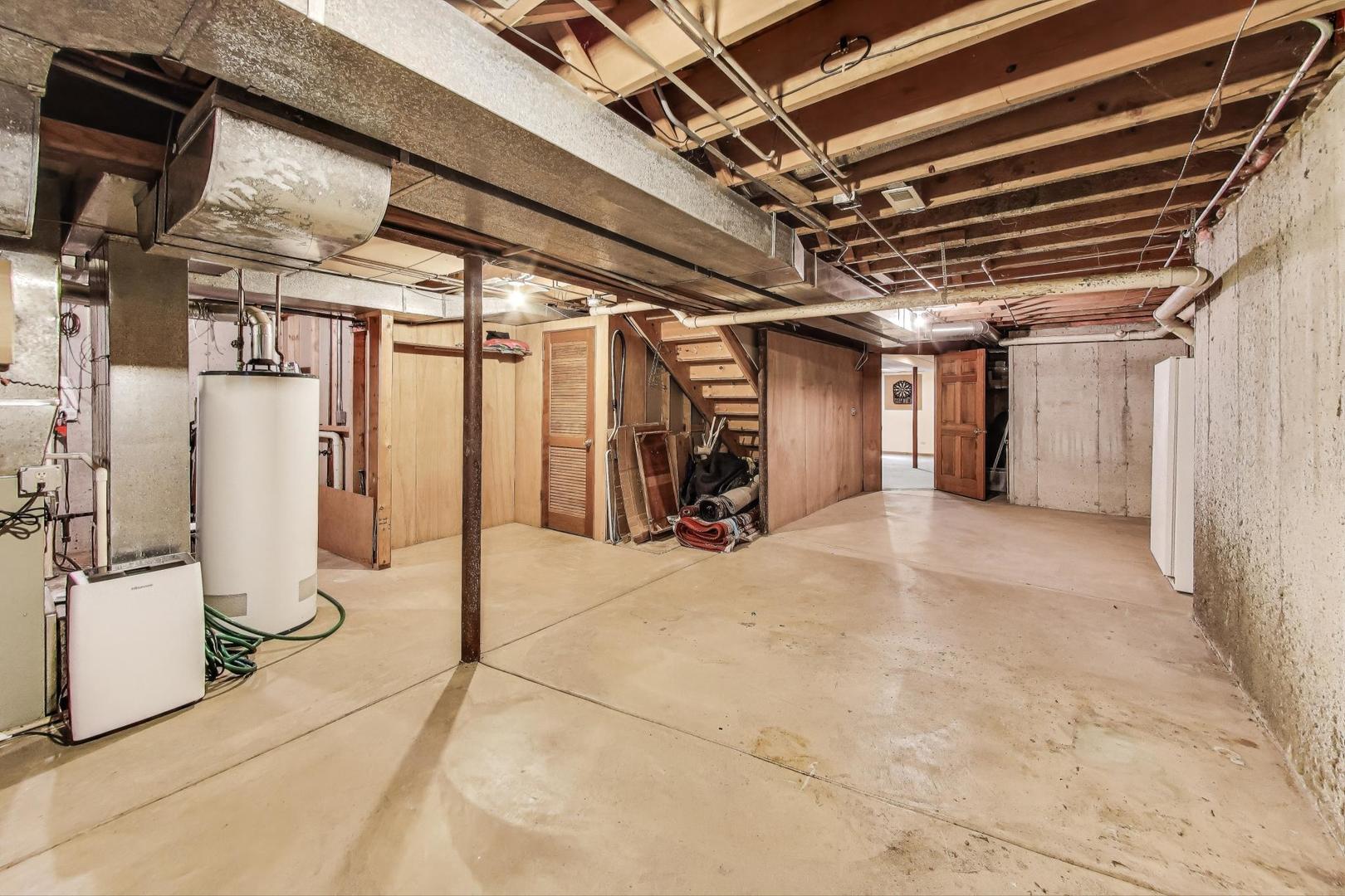 209 N Douglas Avenue