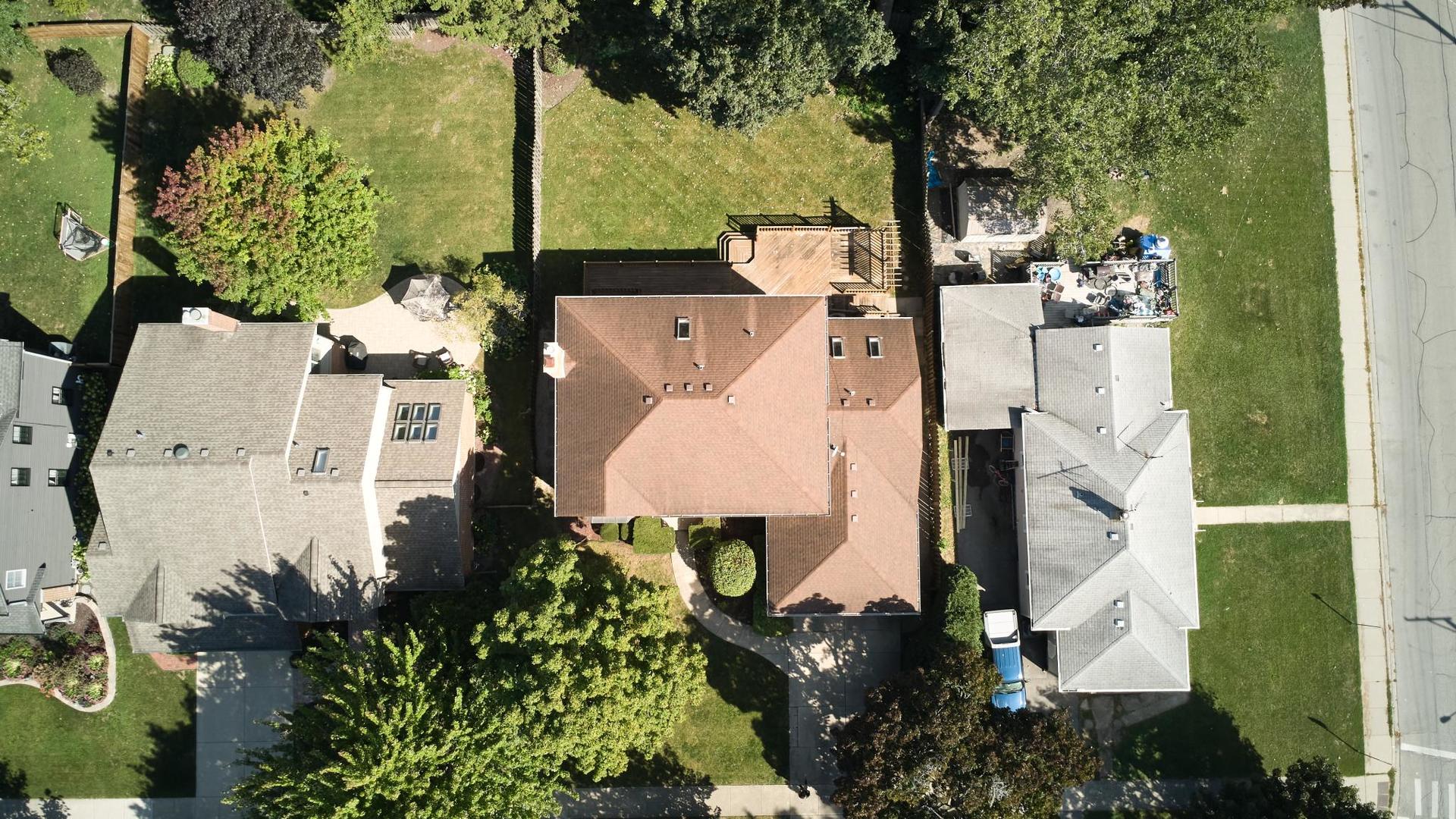 209 N Douglas Avenue