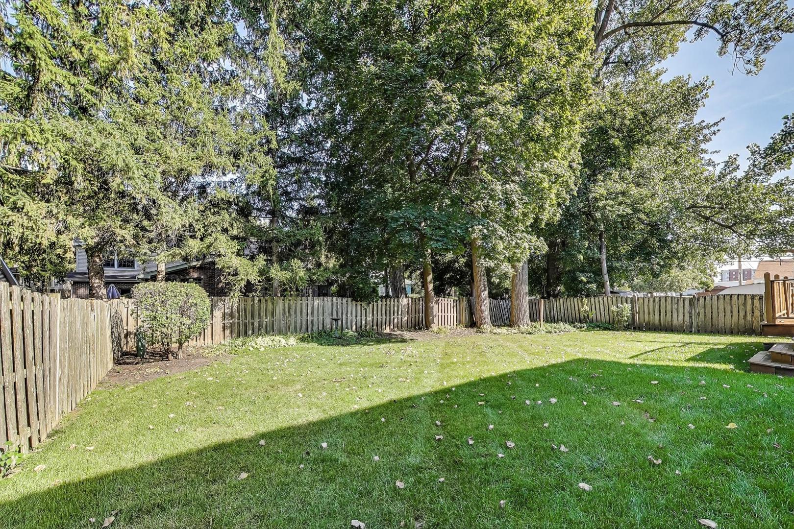 209 N Douglas Avenue