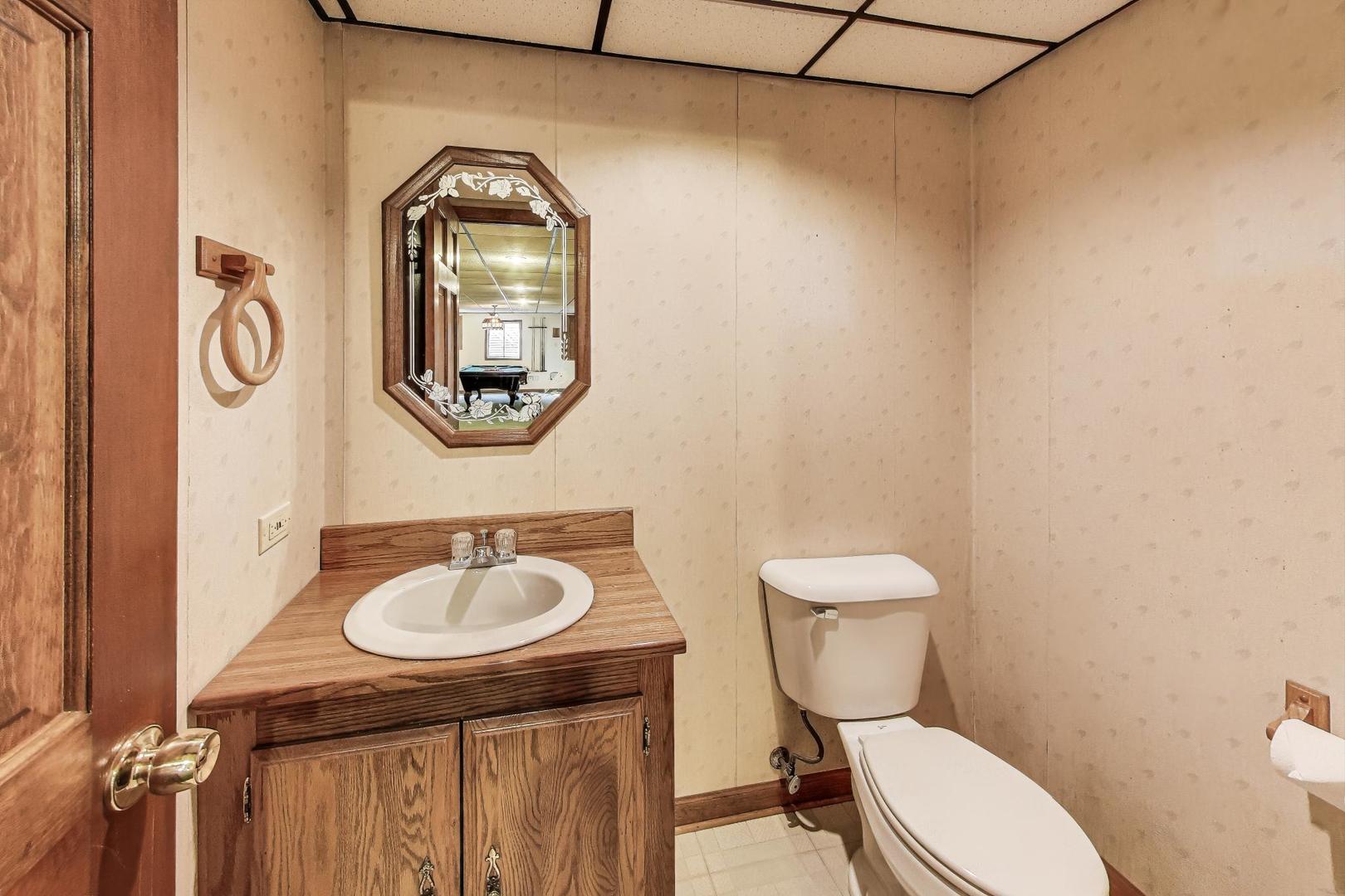 209 N Douglas Avenue