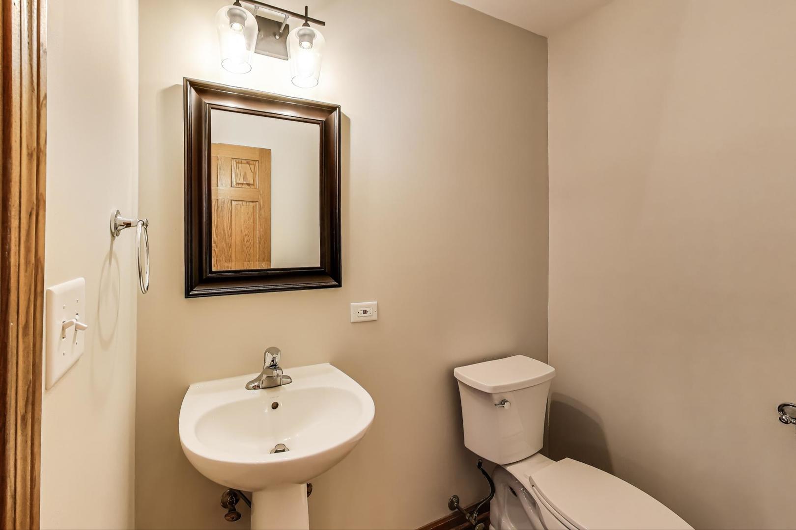 209 N Douglas Avenue