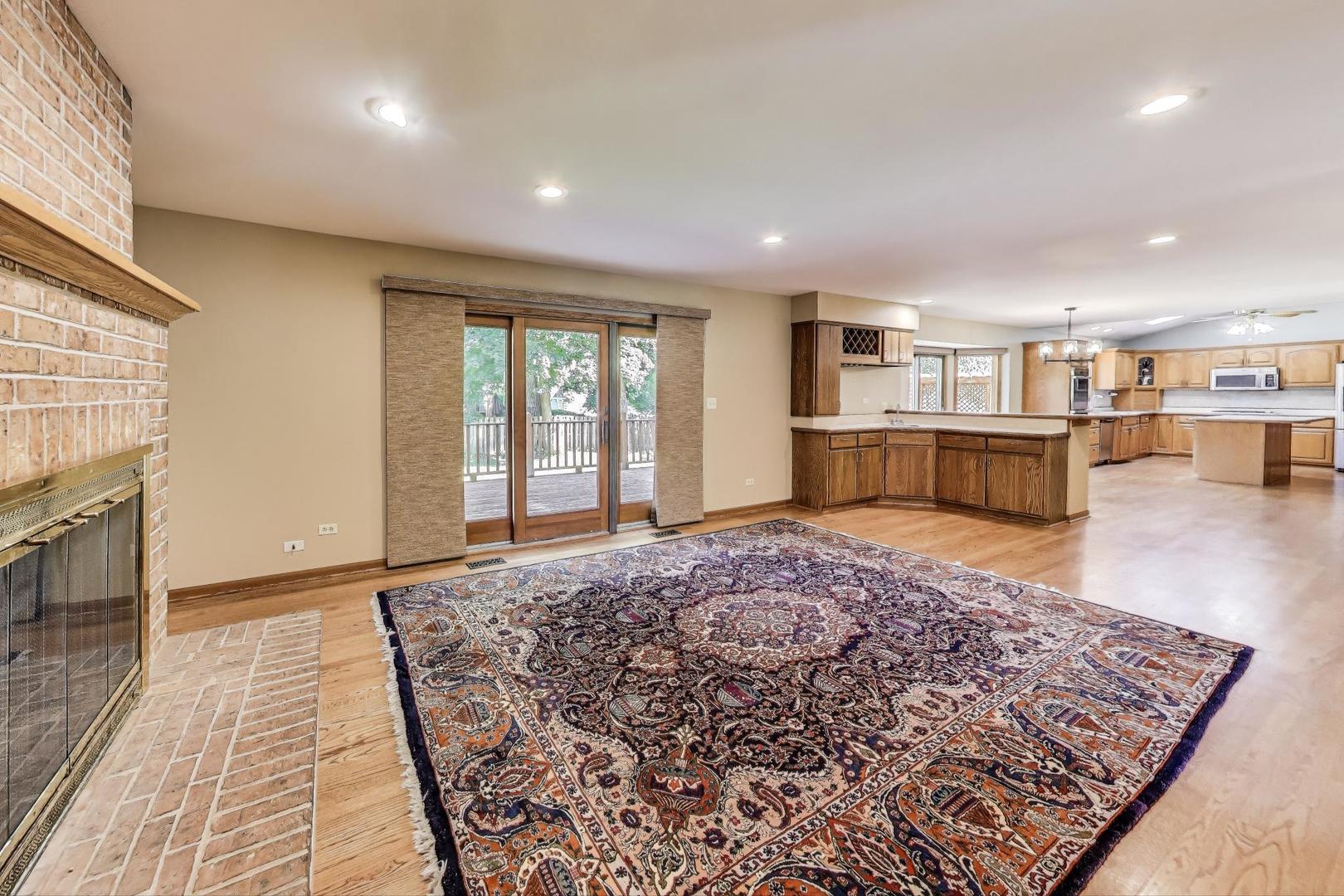 209 N Douglas Avenue