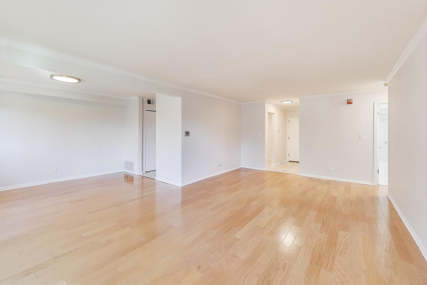 121 S Vail Avenue Unit: 403