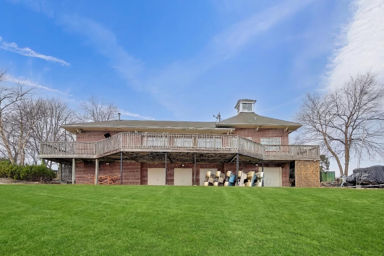 2013 N Windsor Drive