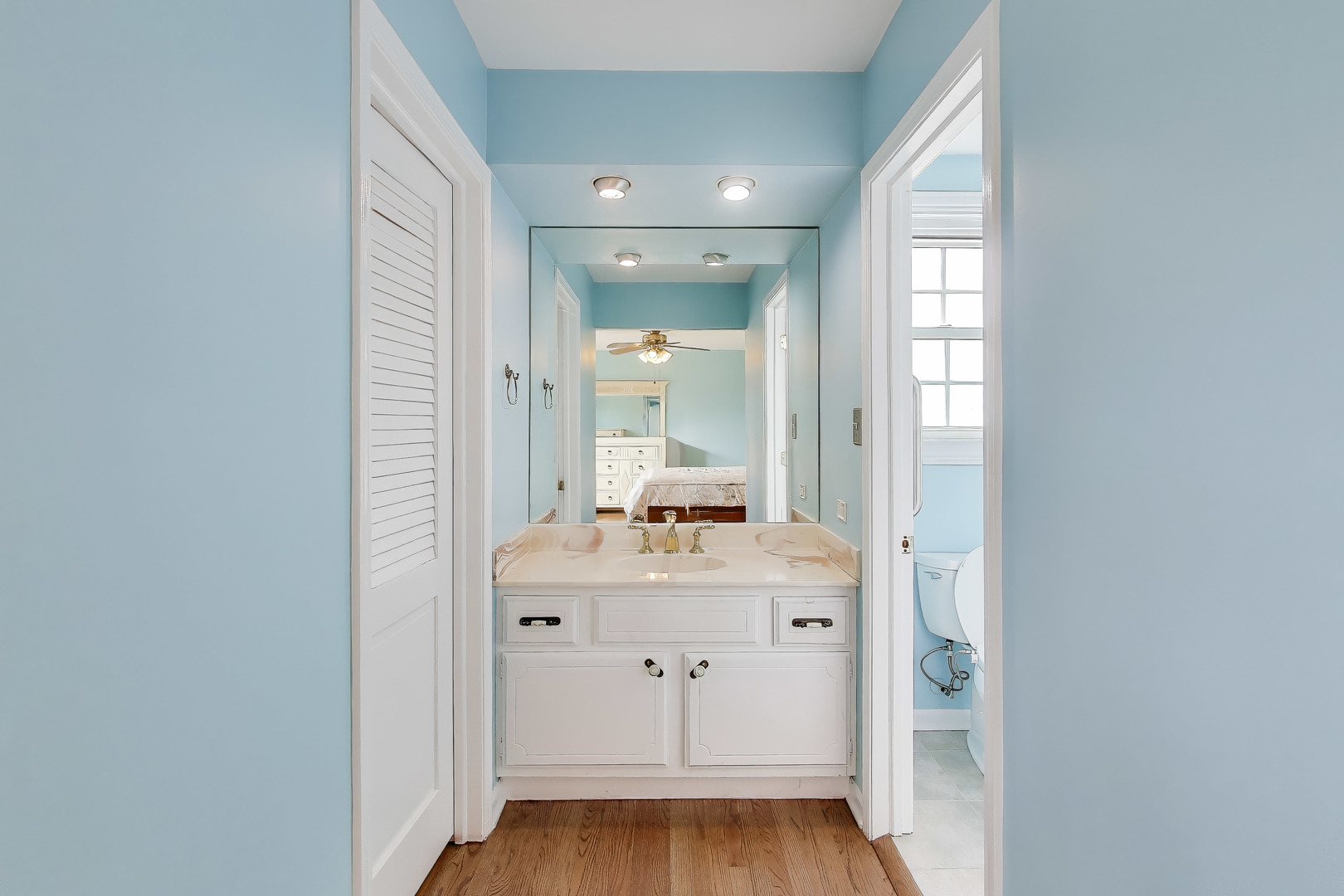 2013 N Windsor Drive