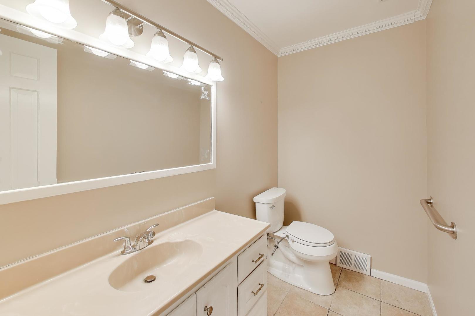 2013 N Windsor Drive