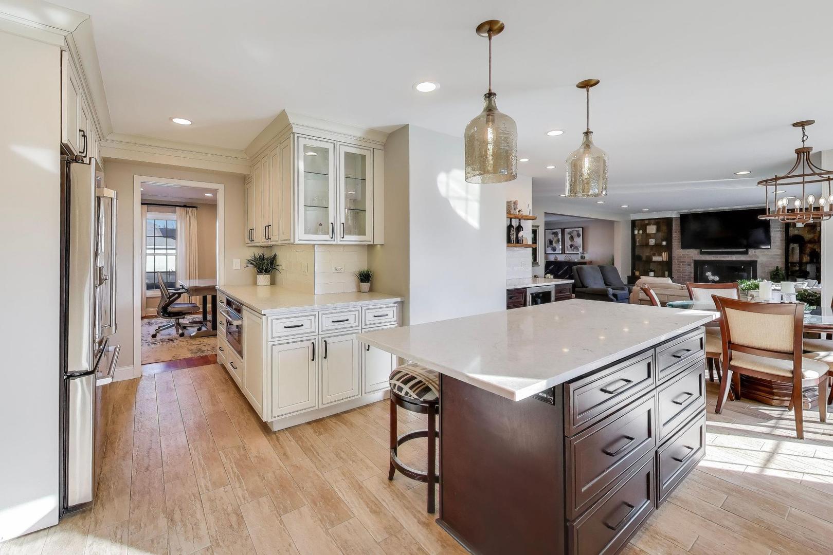 829 Heatherstone Drive