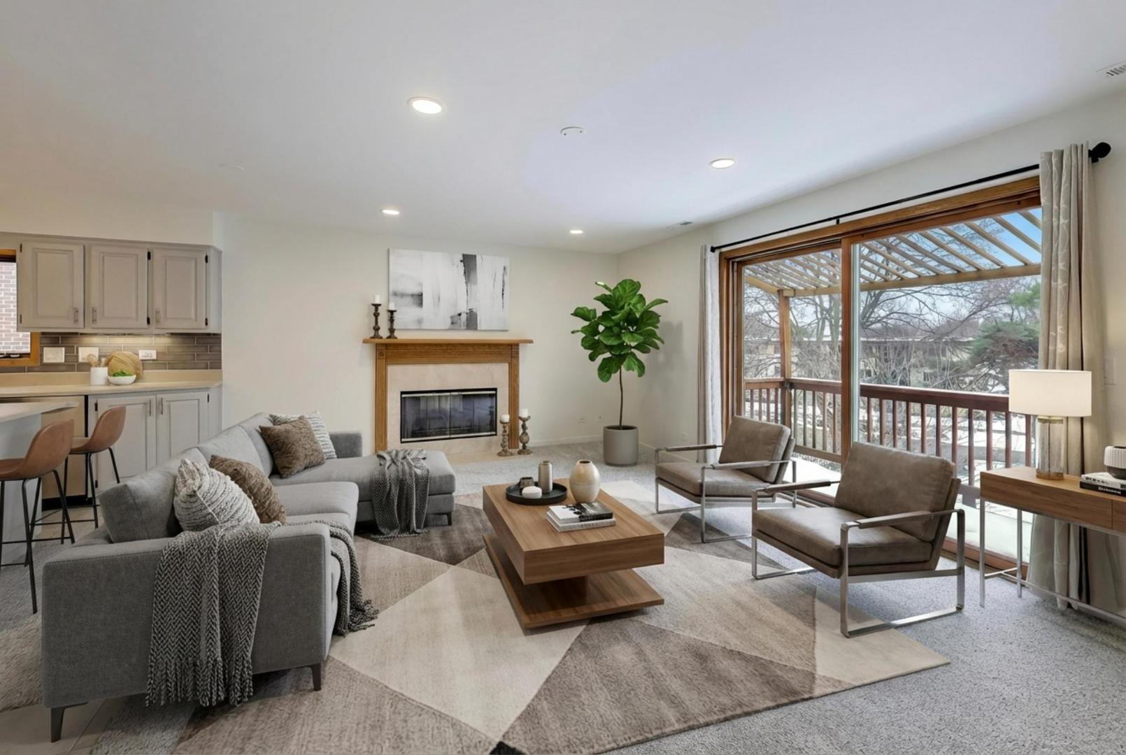 1209 E Davis Street E Unit: 3