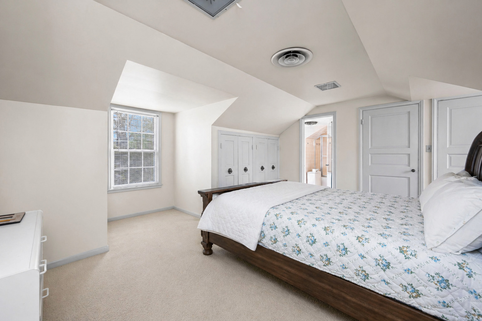144 Oak Knoll Terrace