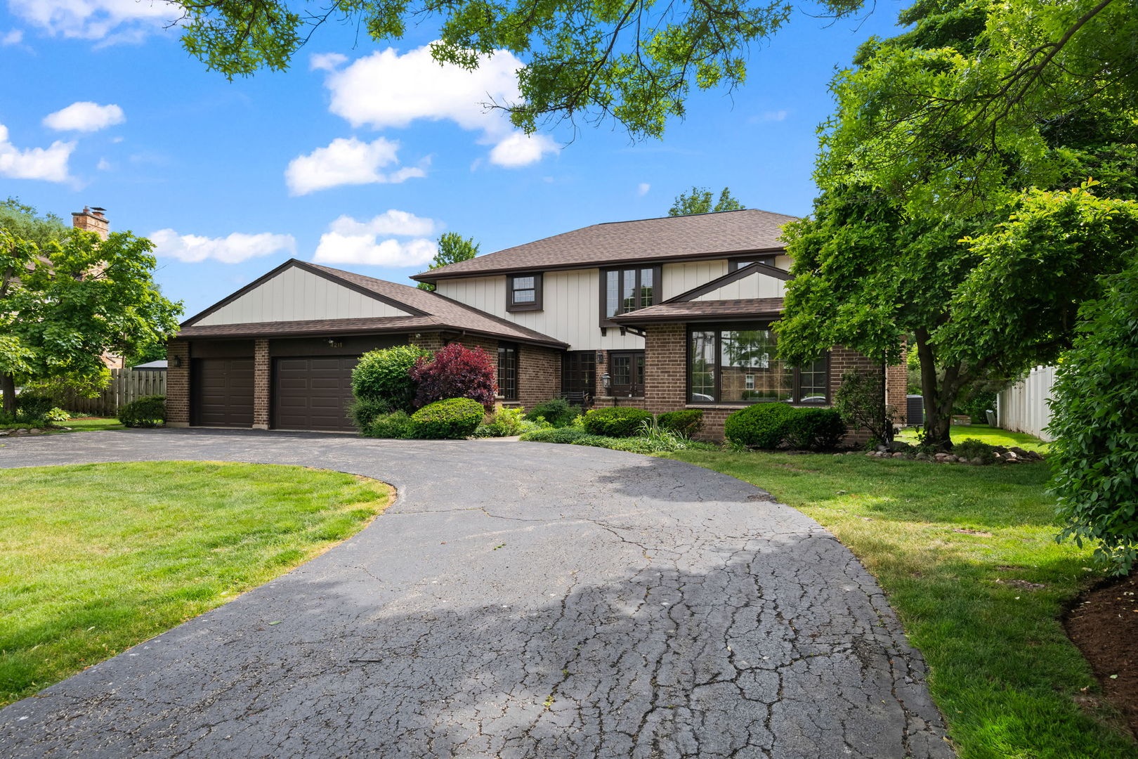 4211 Ridgeland Lane