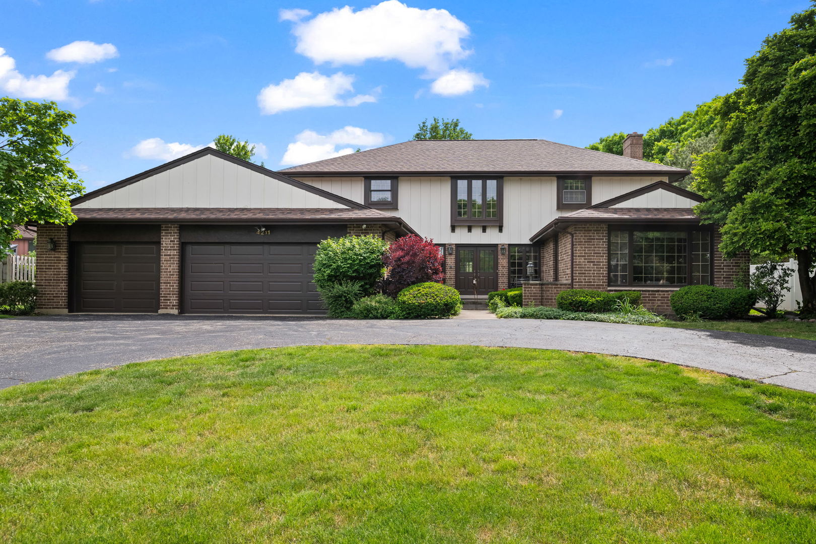4211 Ridgeland Lane
