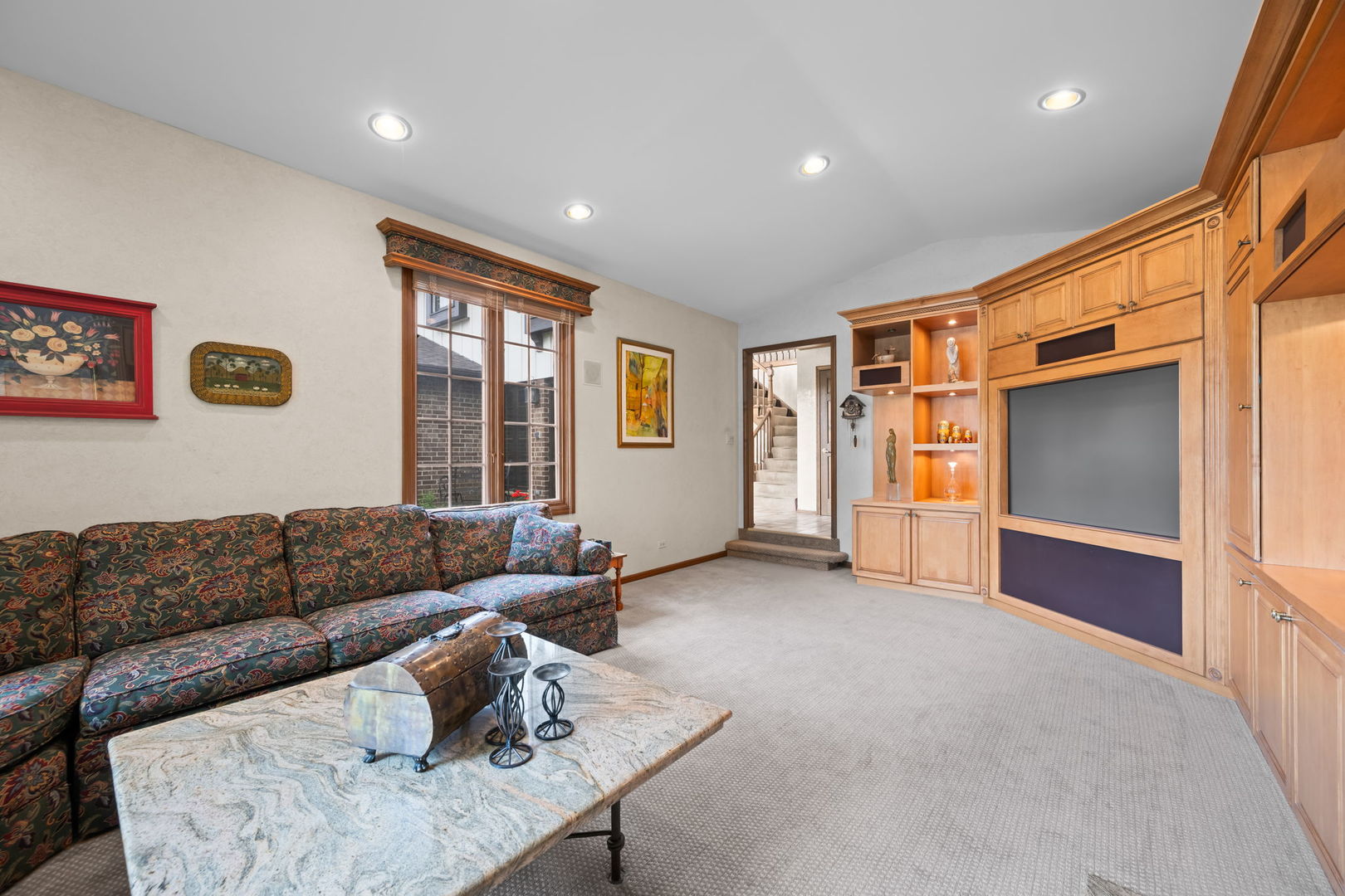 4211 Ridgeland Lane