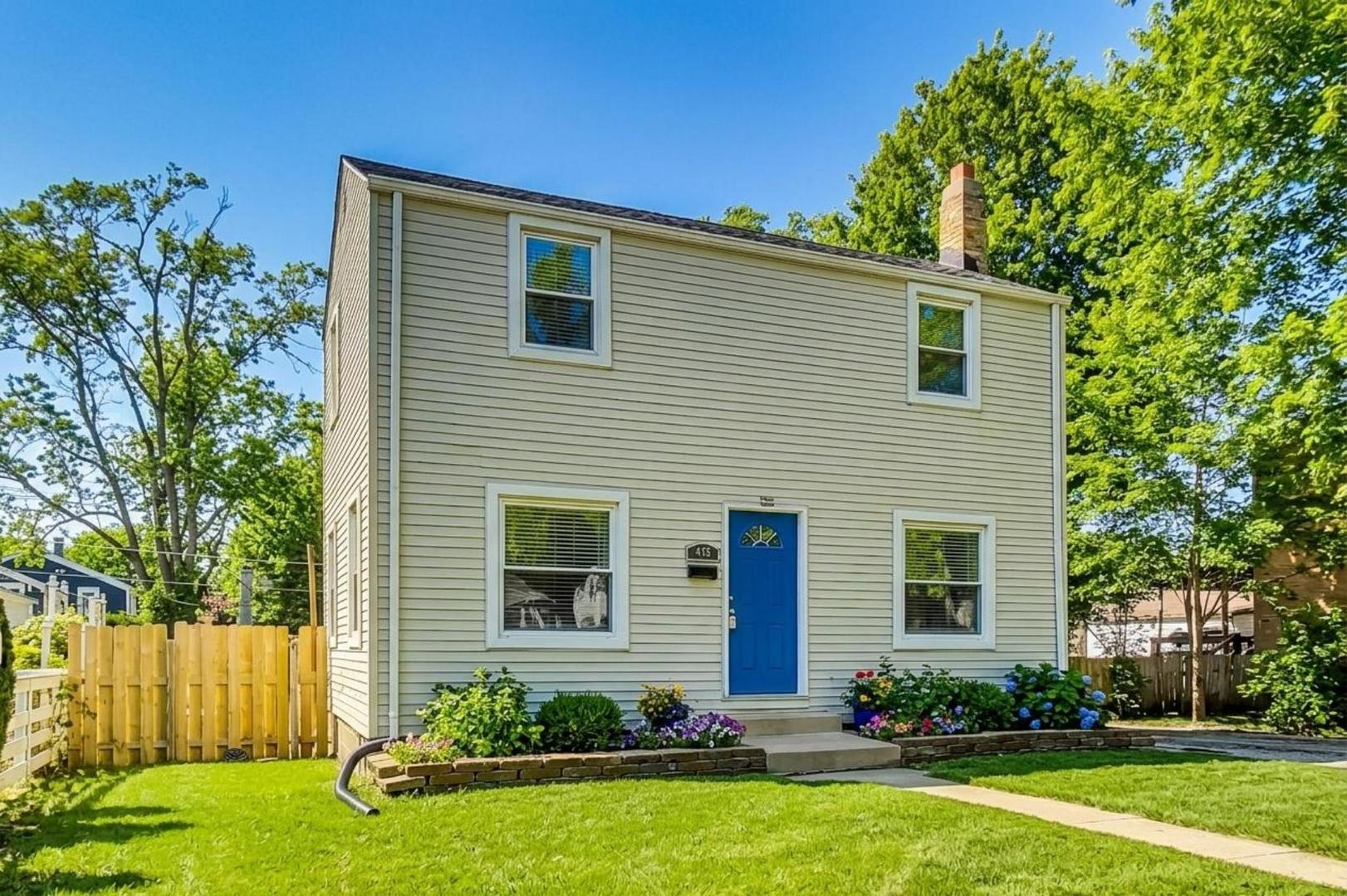 402 N MAIN Street