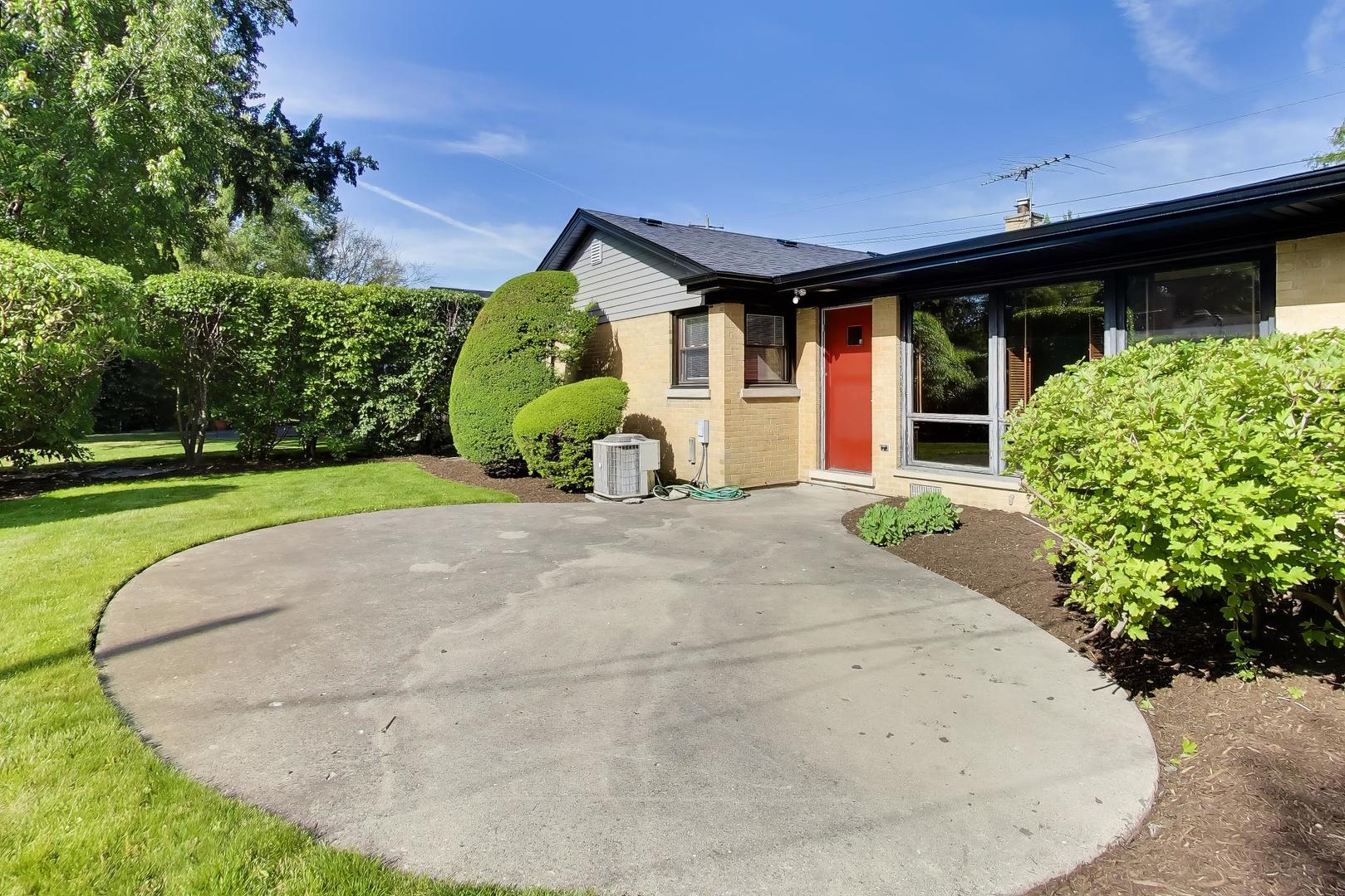 8631 E Prairie Road