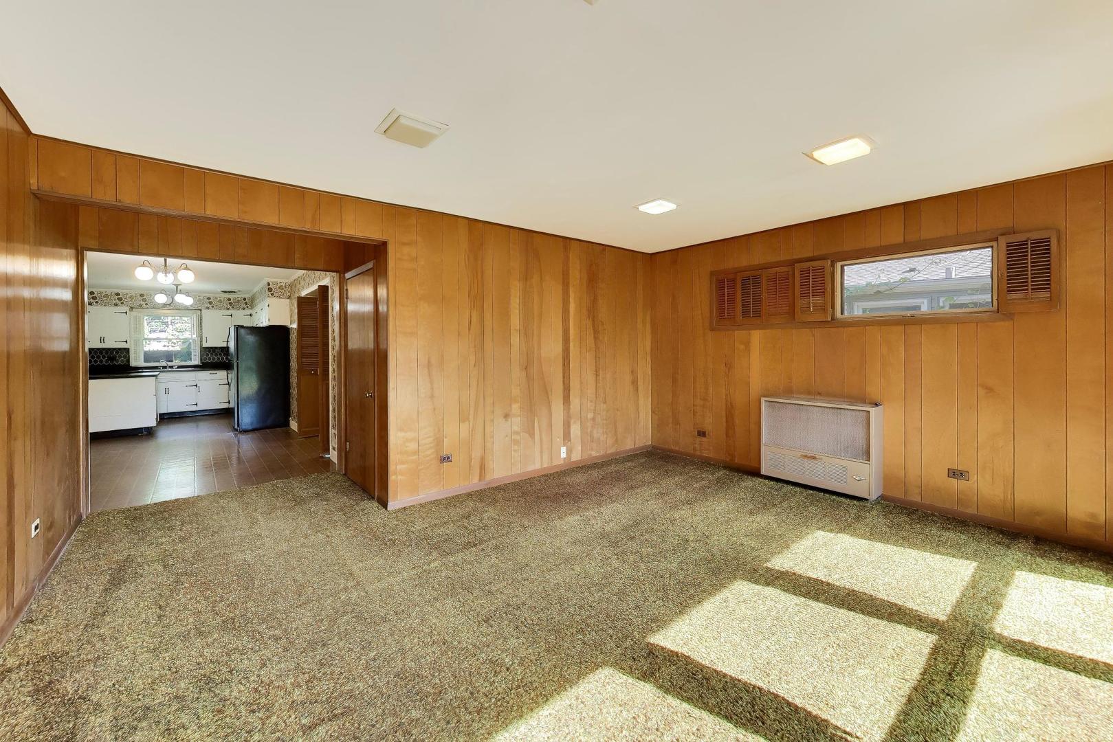 8631 E Prairie Road