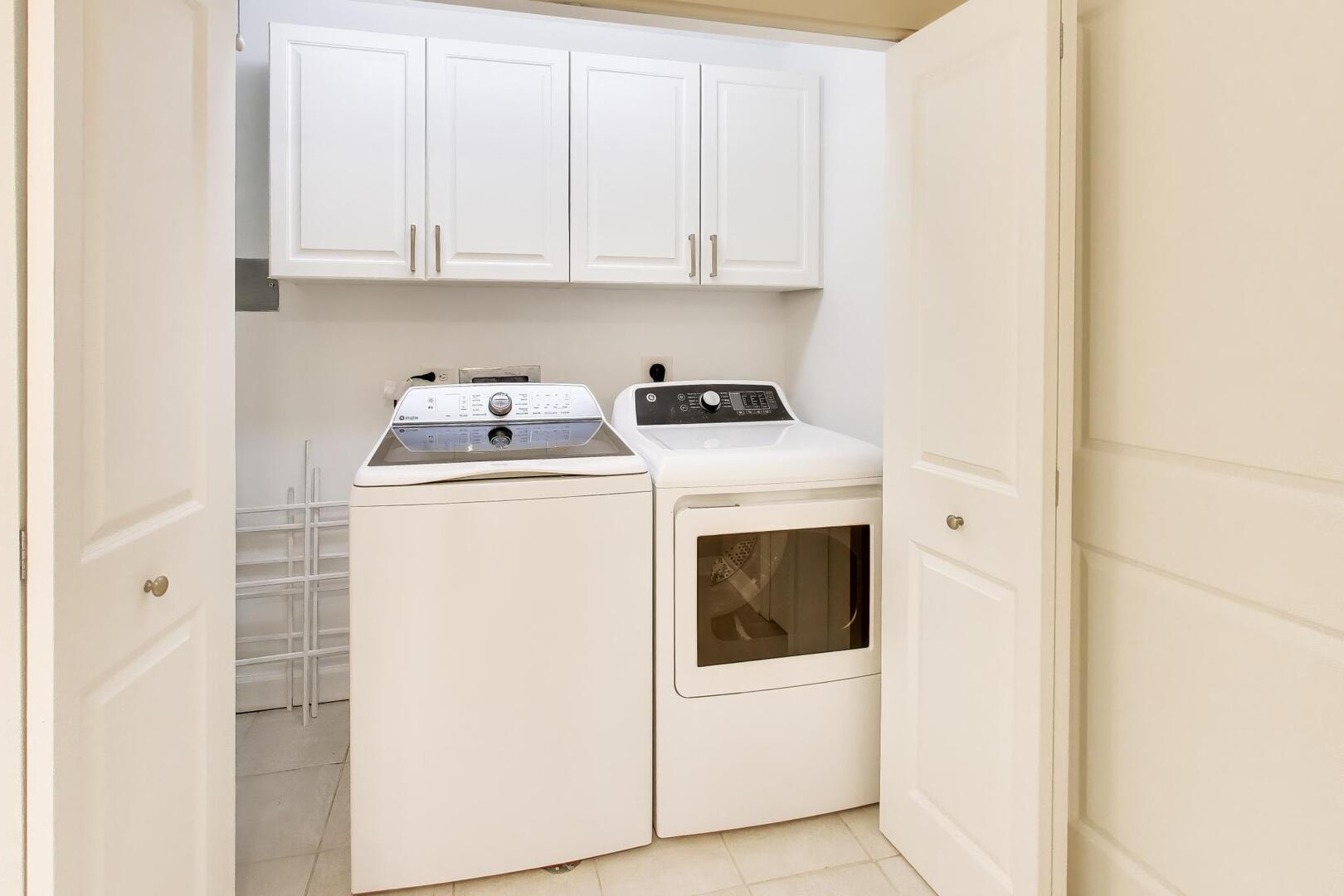 44 N VAIL Avenue Unit: 213