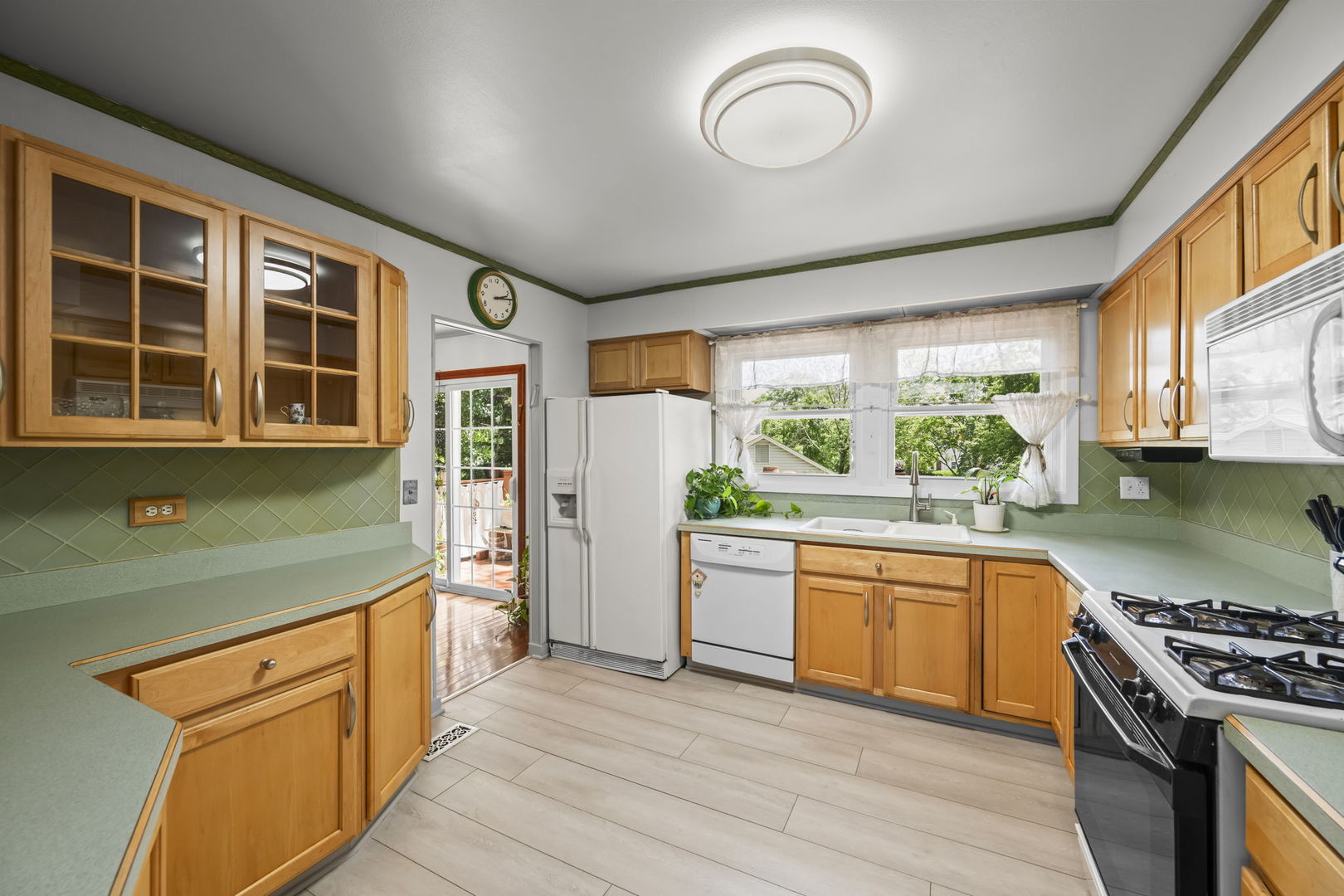 881 Woodhollow Lane