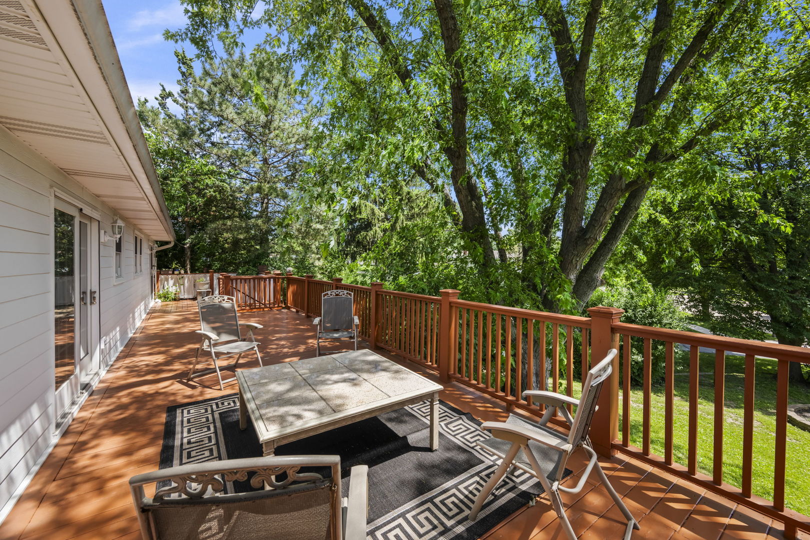 881 Woodhollow Lane