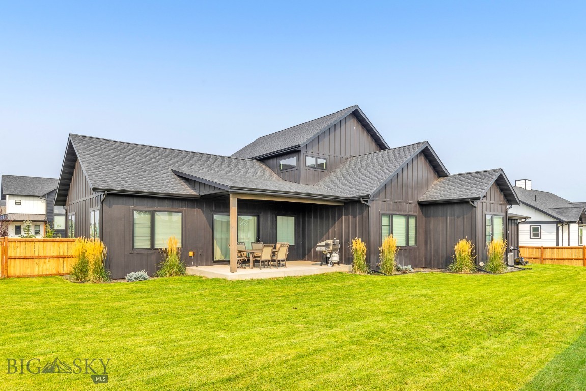 34 Battle Peak Court