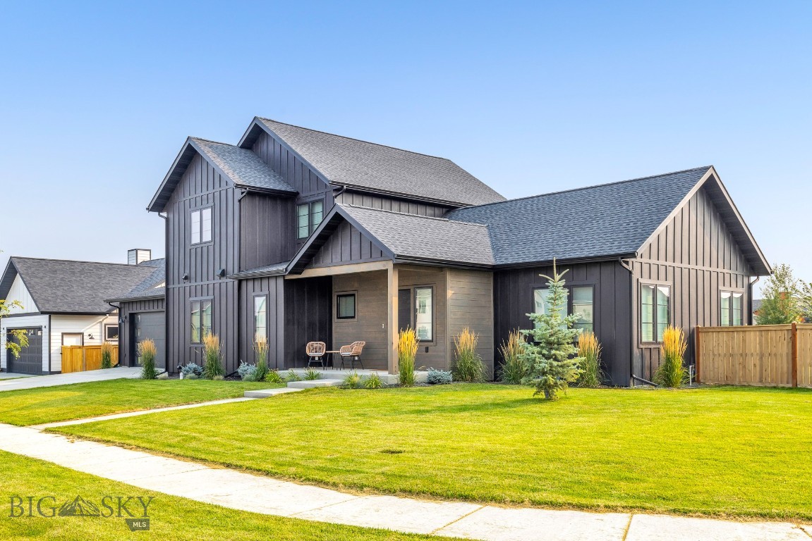 34 Battle Peak Court