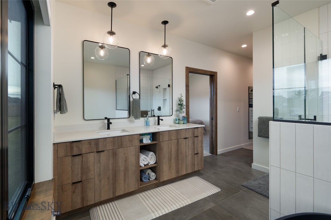 34 Battle Peak Court