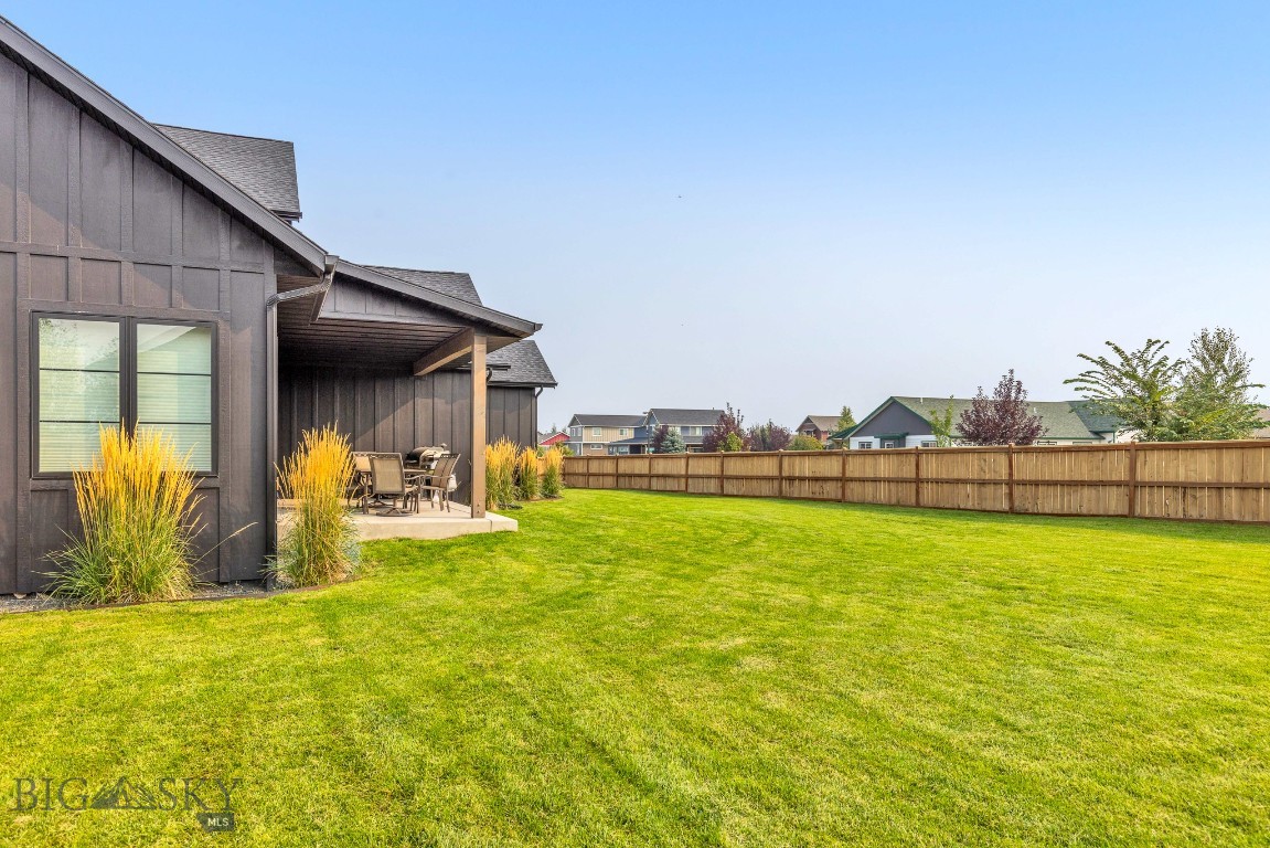 34 Battle Peak Court