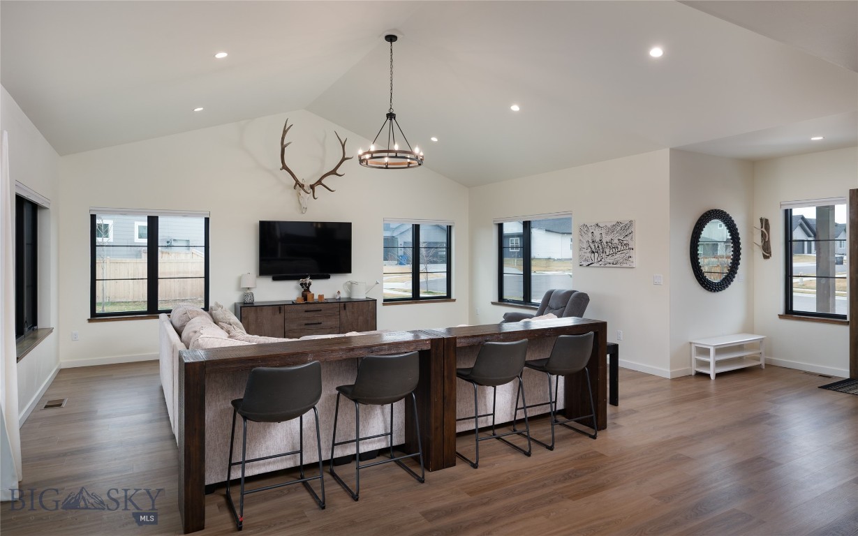 34 Battle Peak Court