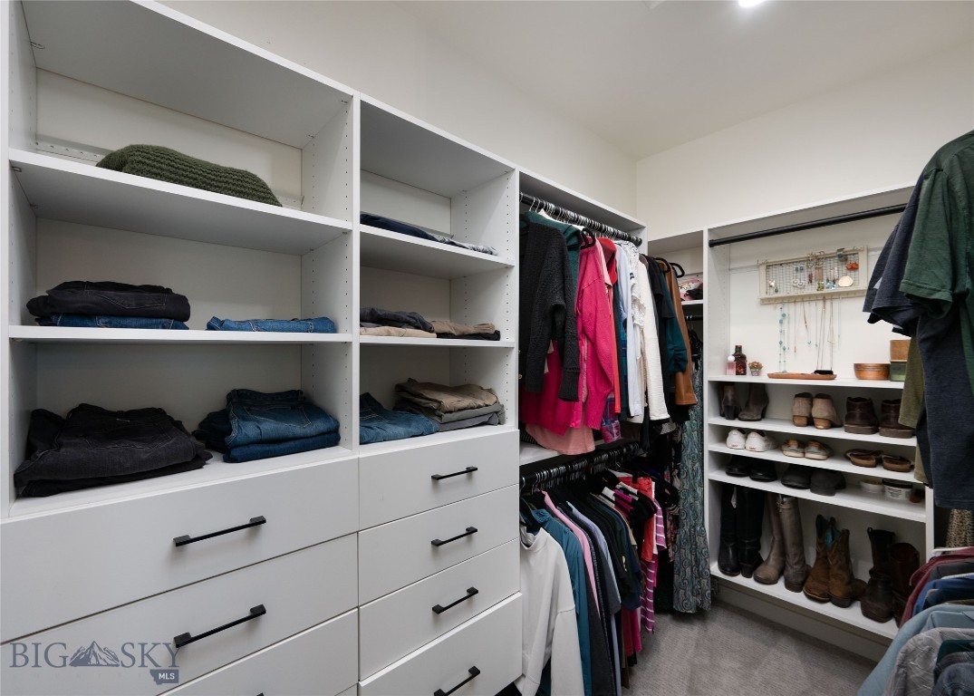 34 Battle Peak Court