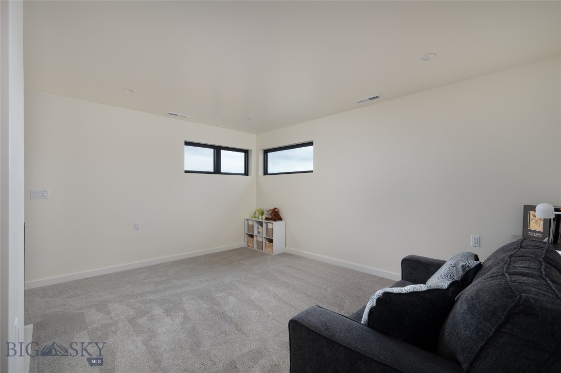 34 Battle Peak Court