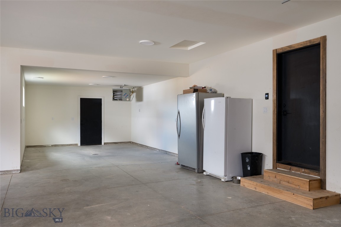 34 Battle Peak Court