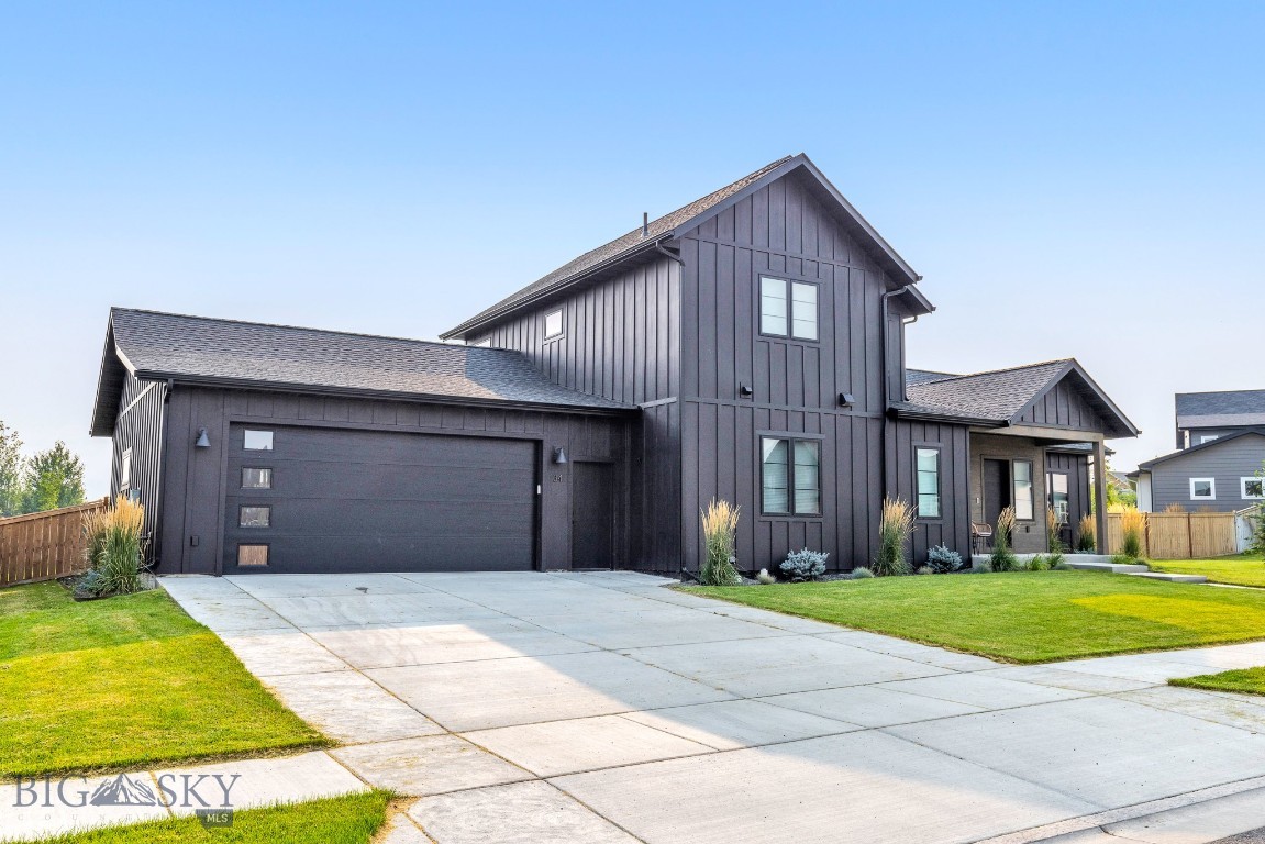 34 Battle Peak Court